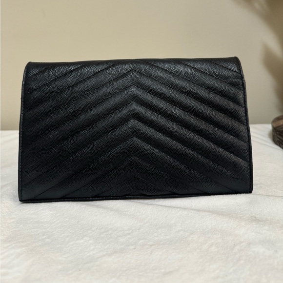 🩷SOLD🩷 GRAINED CASSANDRE CHAIN BAG - Picture 2 of 15